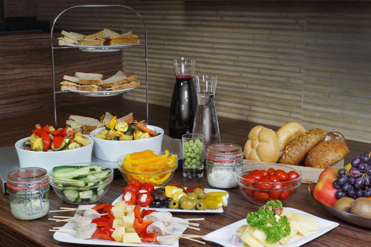 Peterhof - Urban Lifestyle Hotel 4*